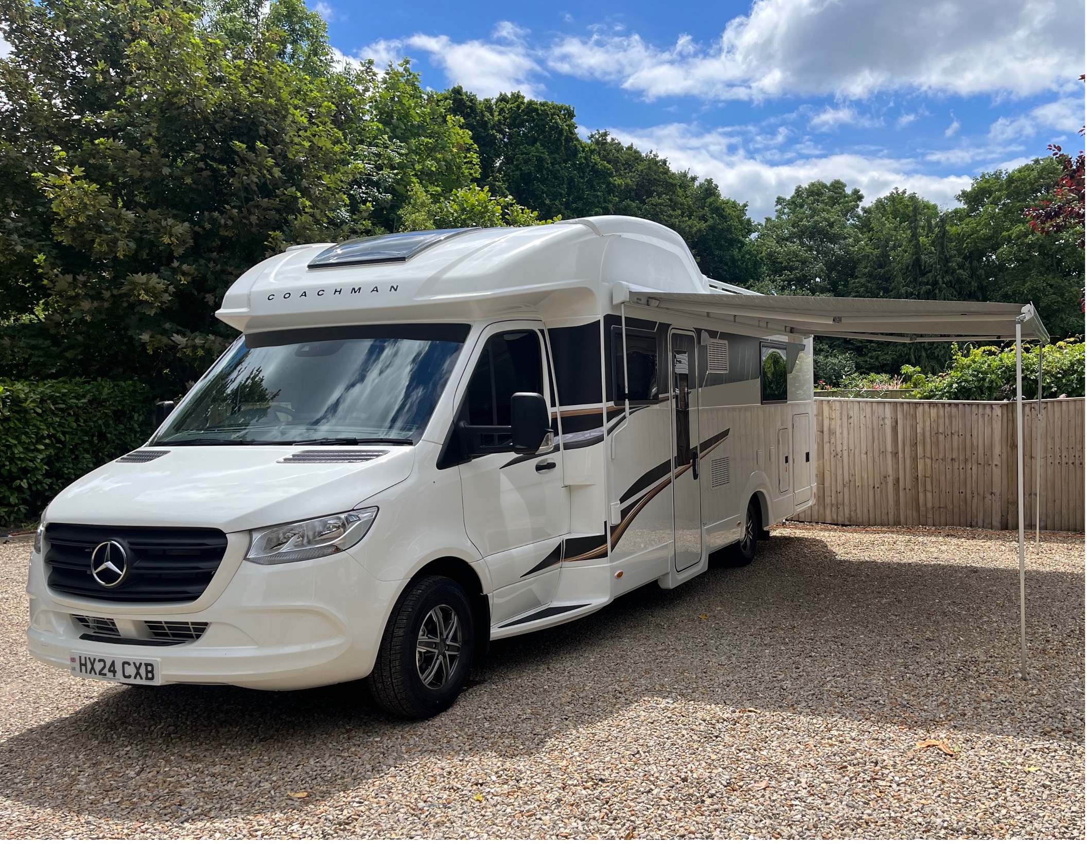 Coachman Travel Master 545 Motorhome